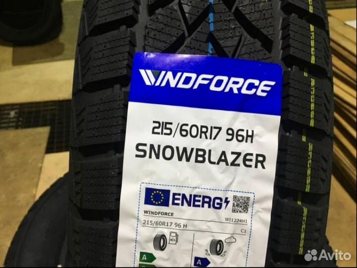 Windforce Snowblazer 215/60 R17 96H