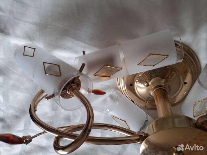 Люстра потолочная