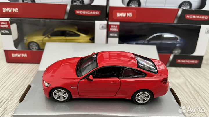 Коллекционные модели автомобилей 1:32 BMW Mobicaro