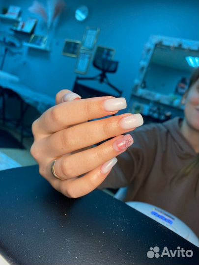 Маникюр,наращивание ногтей