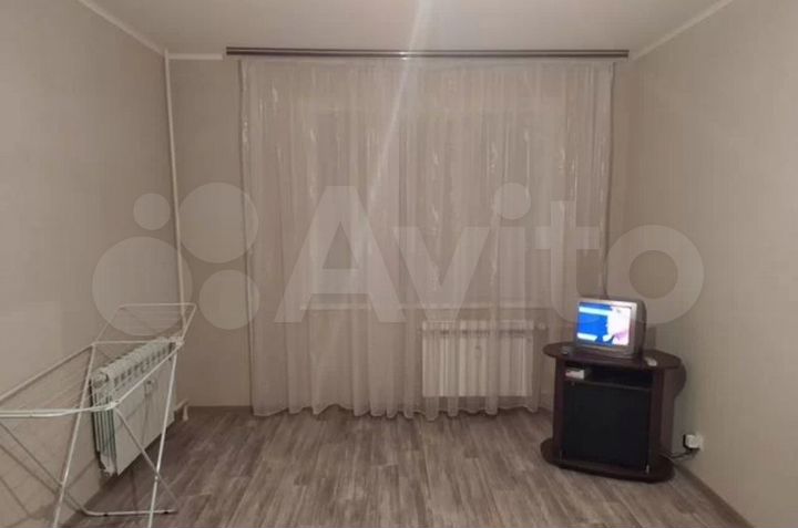 1-к. квартира, 38 м², 1/17 эт.