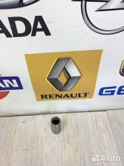 Втулка вставка привода колеса Renault megane 2 Пра