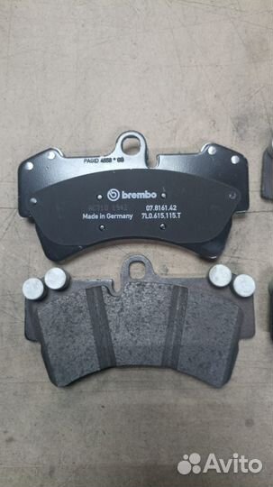 Колодки передние тормозные Audi Q7