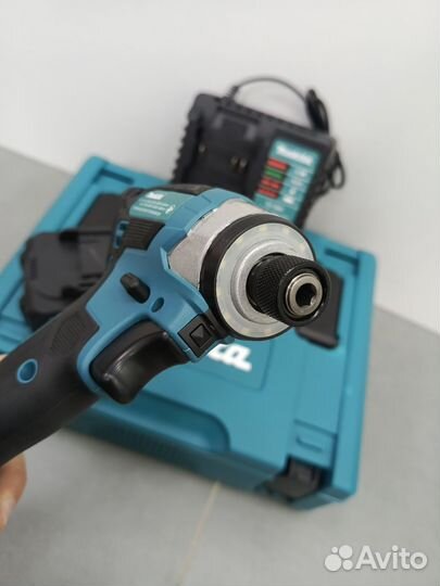 Винтоверт импакт импульсный Makita 18в 180нм