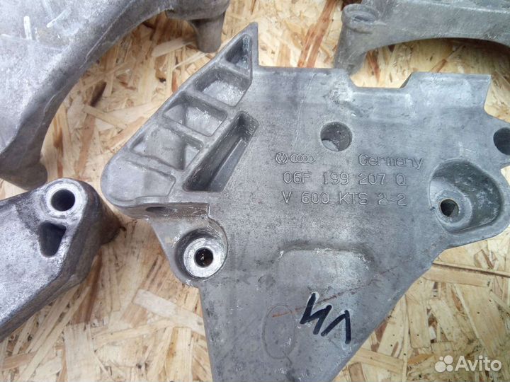 Кронштейн опоры двс Vw, Skoda, Seat