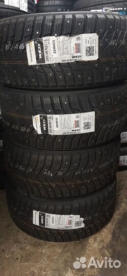 Marshal WinterCraft SUV Ice WS31 295/40 R21 111T