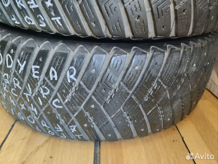 Goodyear UltraGrip Ice Arctic SUV 225/60 R17 103T