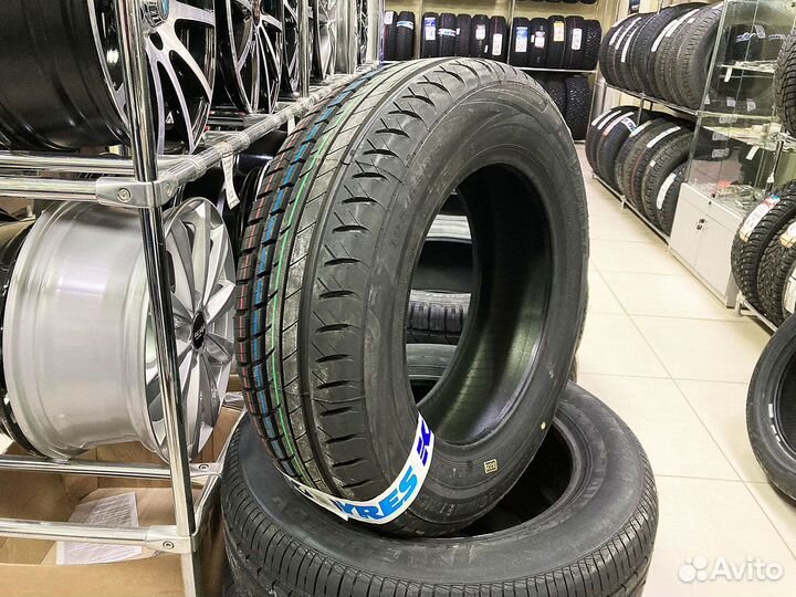 Viatti Strada Asimmetrico V-130 215/55 R17