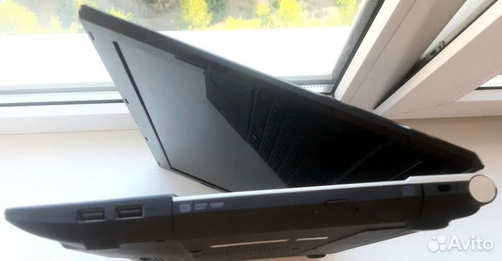 Мощный ноутбук Acer i5 8Gb с 2 видео ssd+hdd