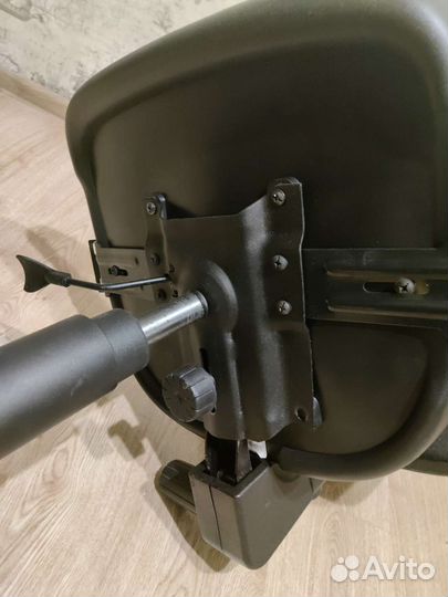 Компьютерное кресло