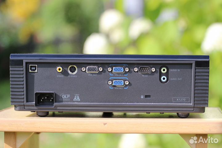Проектор acer X1270 DLP+навесной экран+vga