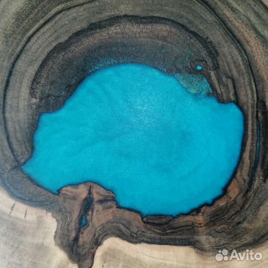 Спил ореха для подачи и сервировки