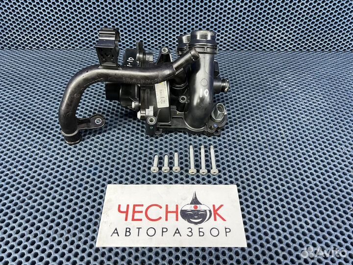 Помпа Термостат Volkswagen Tiguan CAW 2.0