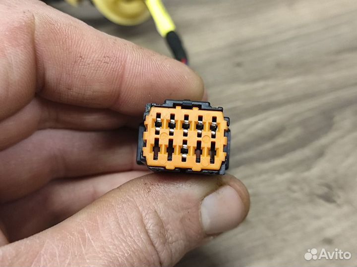 Зеркало левое Citroen C4 II (2010—2016)