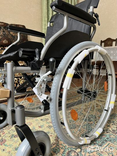 Коляска инвалидная