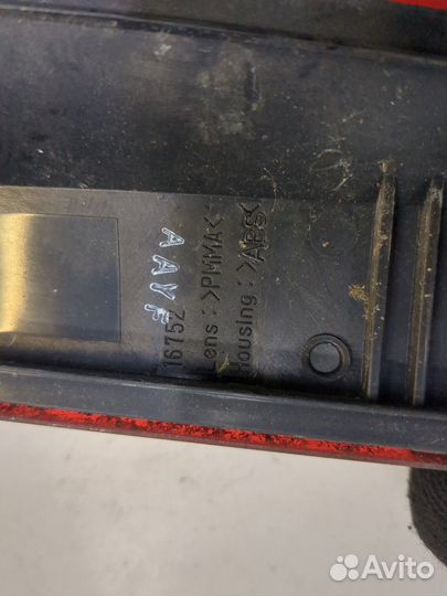 Катафот Nissan Note E11, 2006