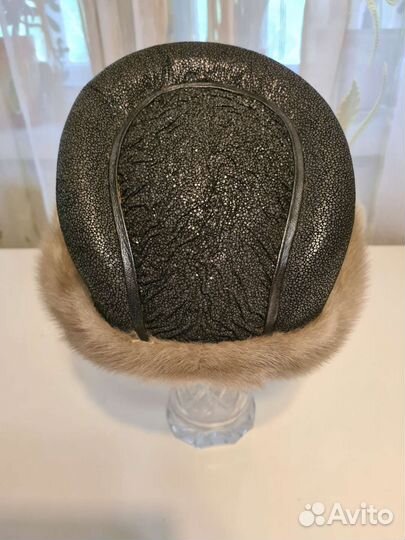 Новая шляпа из нат. кожи женская с норкой