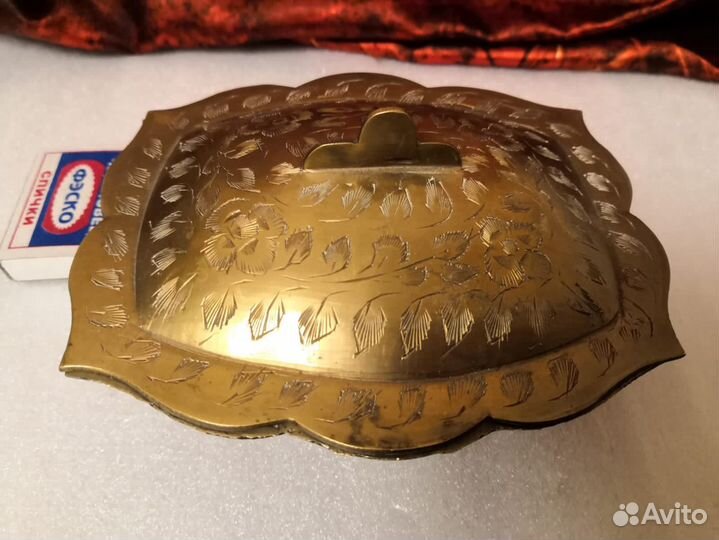 Конфетница, сахарница, икорница, шкатулка