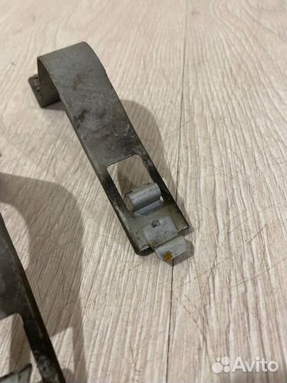 Кронштейн защиты АКПП Mercedes Benz E350 W211