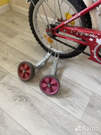 Детский двухколесный четырехколесный велосипед