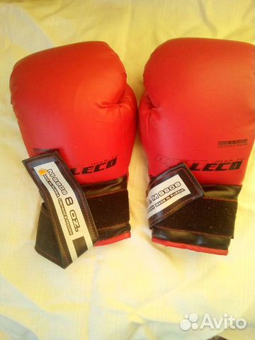 Боксерские перчатки