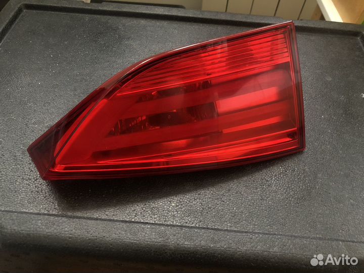 Фонарь в крышку багажника BMW X1 E84 левый