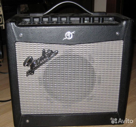 Гитарный комбоусилитель Fender Mustang (V.2) 20 W