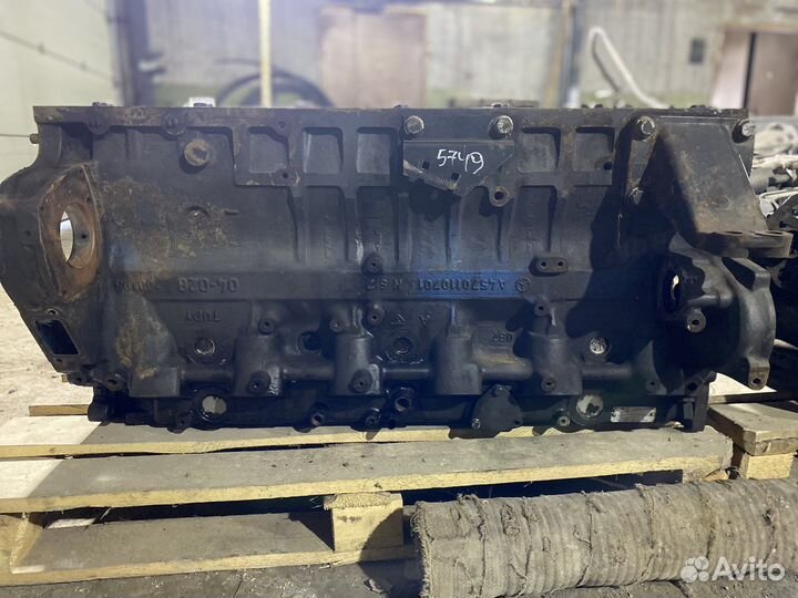 Блок двигателя OM457