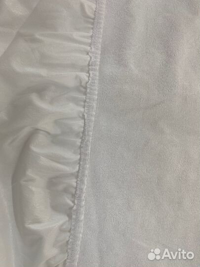 Наматрасник (не промокаемый) в овальную кровать 