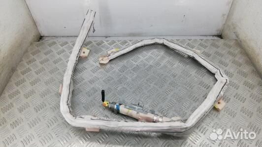 Шторка безопасности skoda yeti 1 (2SV02S402)