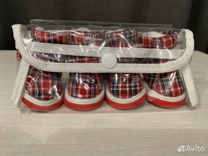 Ботинки для маленьких собак