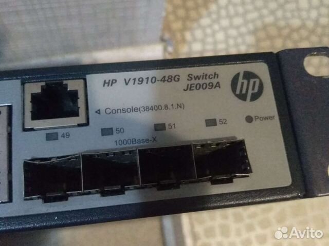 Рабочий коммутатор.HP V1910-48G. Switch J 009A