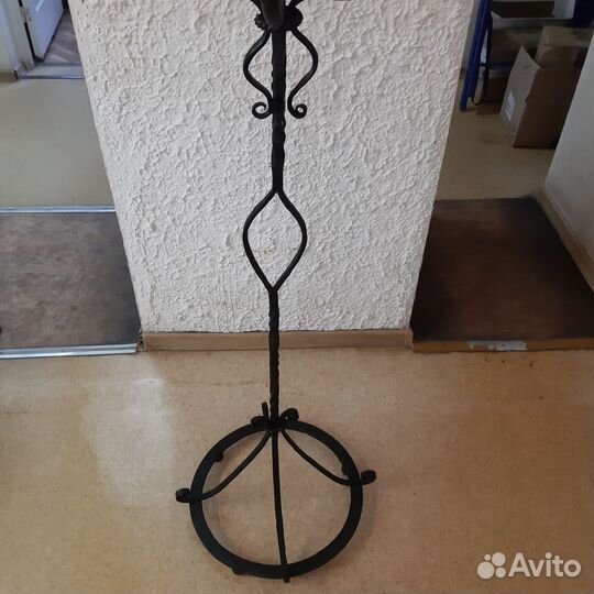 Подсвечник кованный