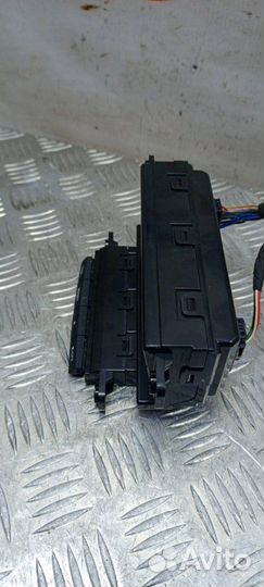 Дисплей бортового компьютера Kia Ceed универсал