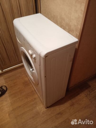 Стиральная машина бу indesit