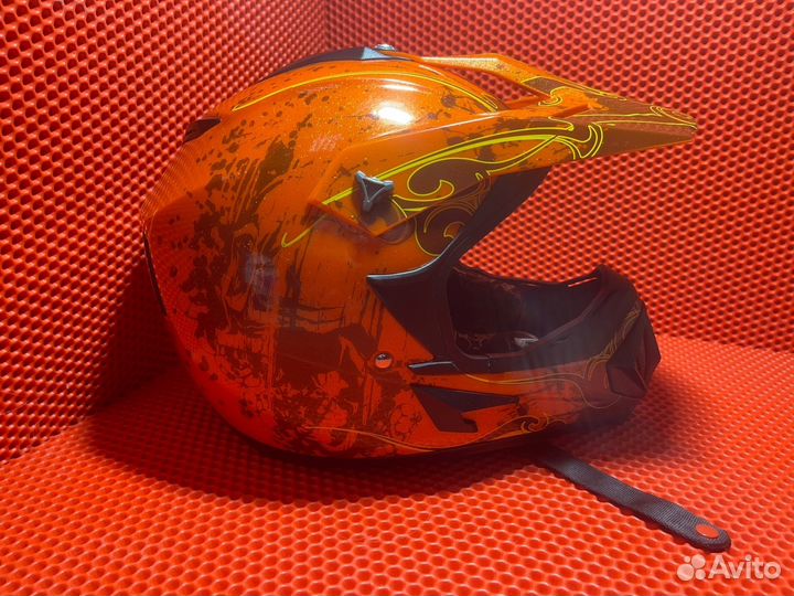 Мотошлем кроссовый эндуро