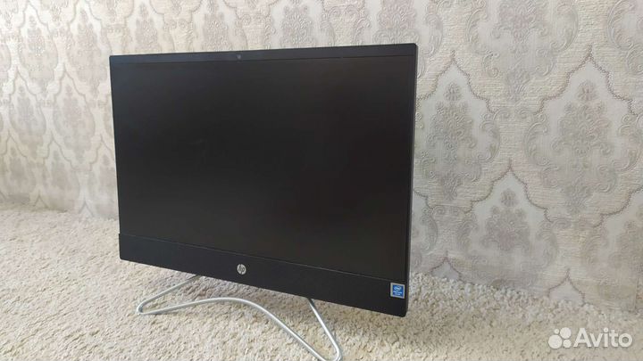 Моноблок HP 200 g3 диагональ 21.5 дюйма