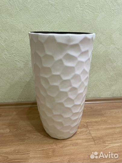 Вазон для цветов