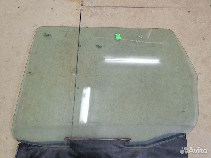 Стекло заднее левое Калина универсал