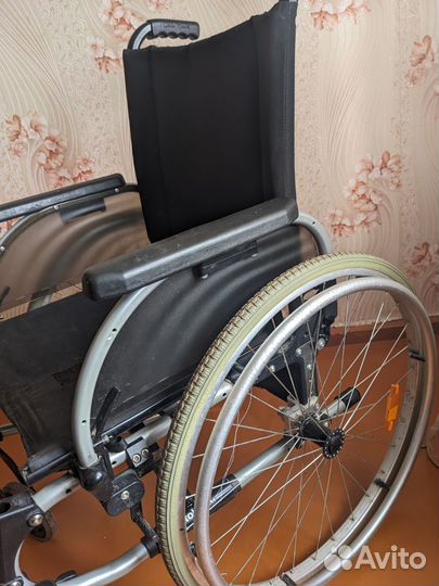 Коляска инвалидная