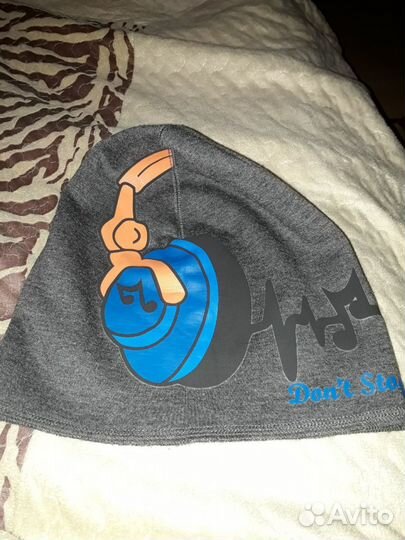 Шапка на 56размер