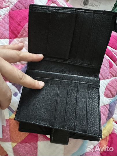 Мужское кожаное портмоне