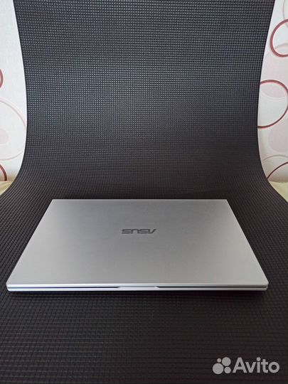 Ноутбук Asus