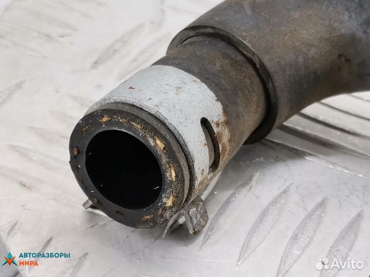 Патрубок радиатора Toyota Corolla 1626237010