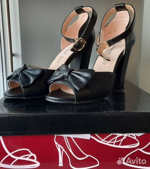 Туфли женские