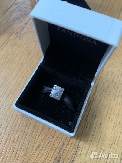 Подвески шармы Pandora