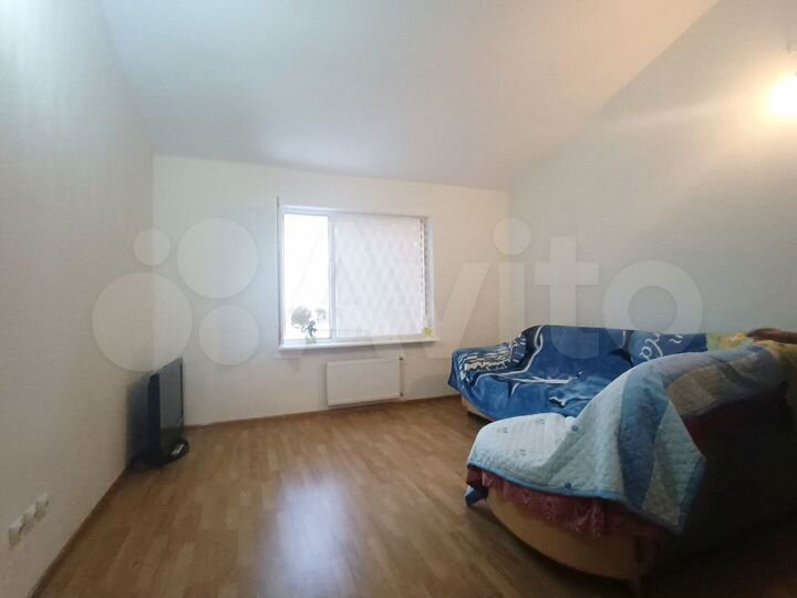 3-к. квартира, 85 м², 1/3 эт.