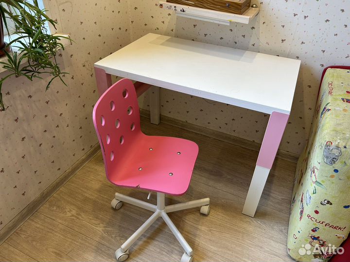 Детский стол и стул IKEA