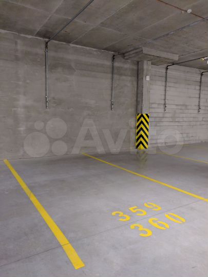 Машиноместо, 13 м²