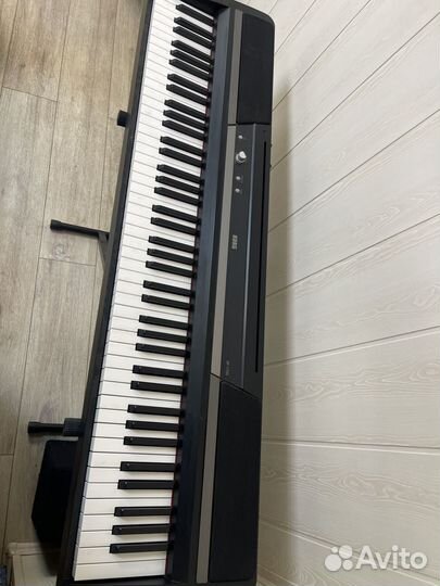 Цифровое пианино korg черное с подставкой